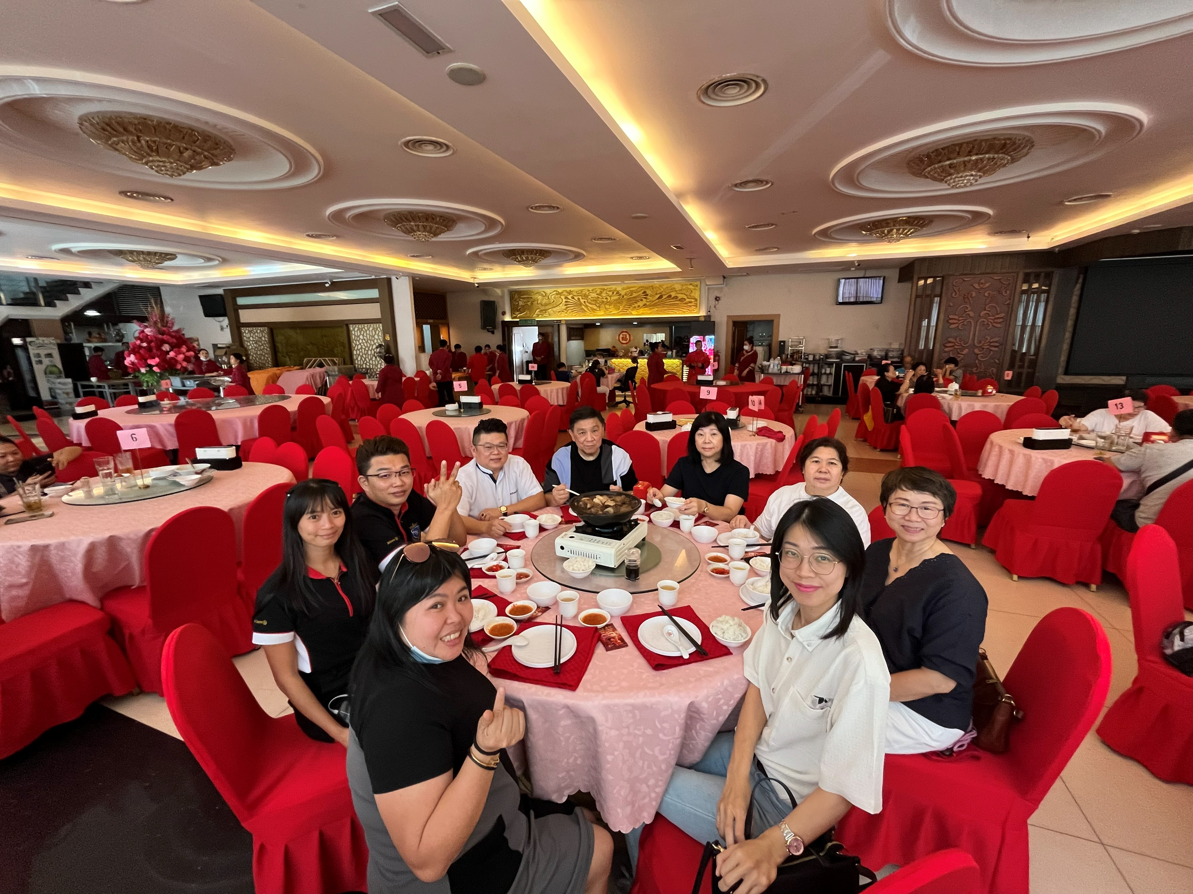 Sibu Business Conference Trip group slideshow photo 2